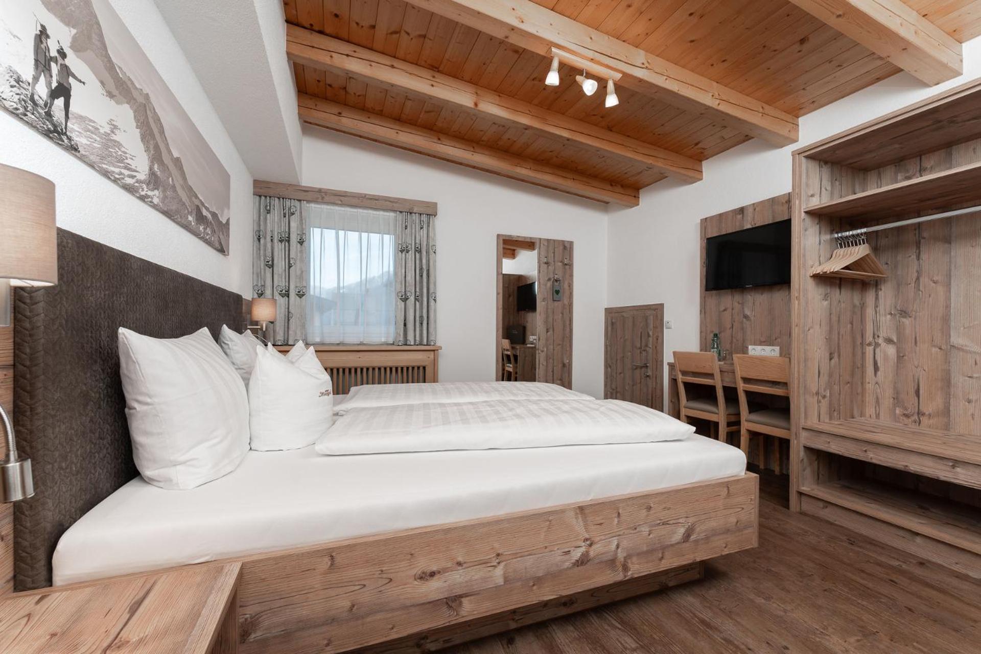 Haus Margret Bed & Breakfast 3*