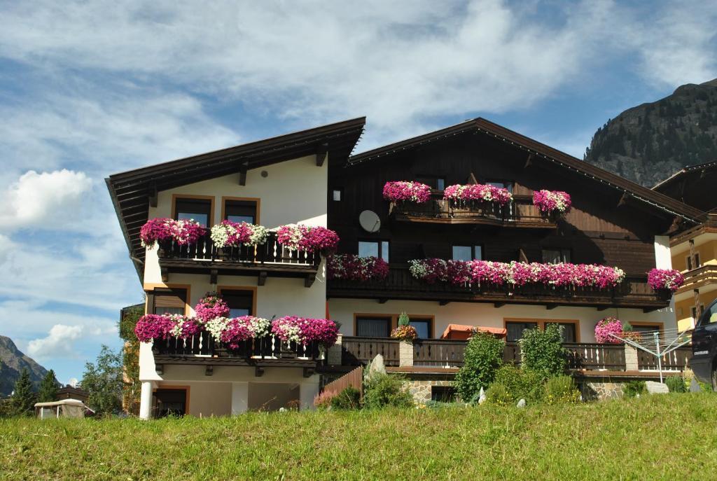 Haus Margret Bed & Breakfast Sankt Leonhard im Pitztal