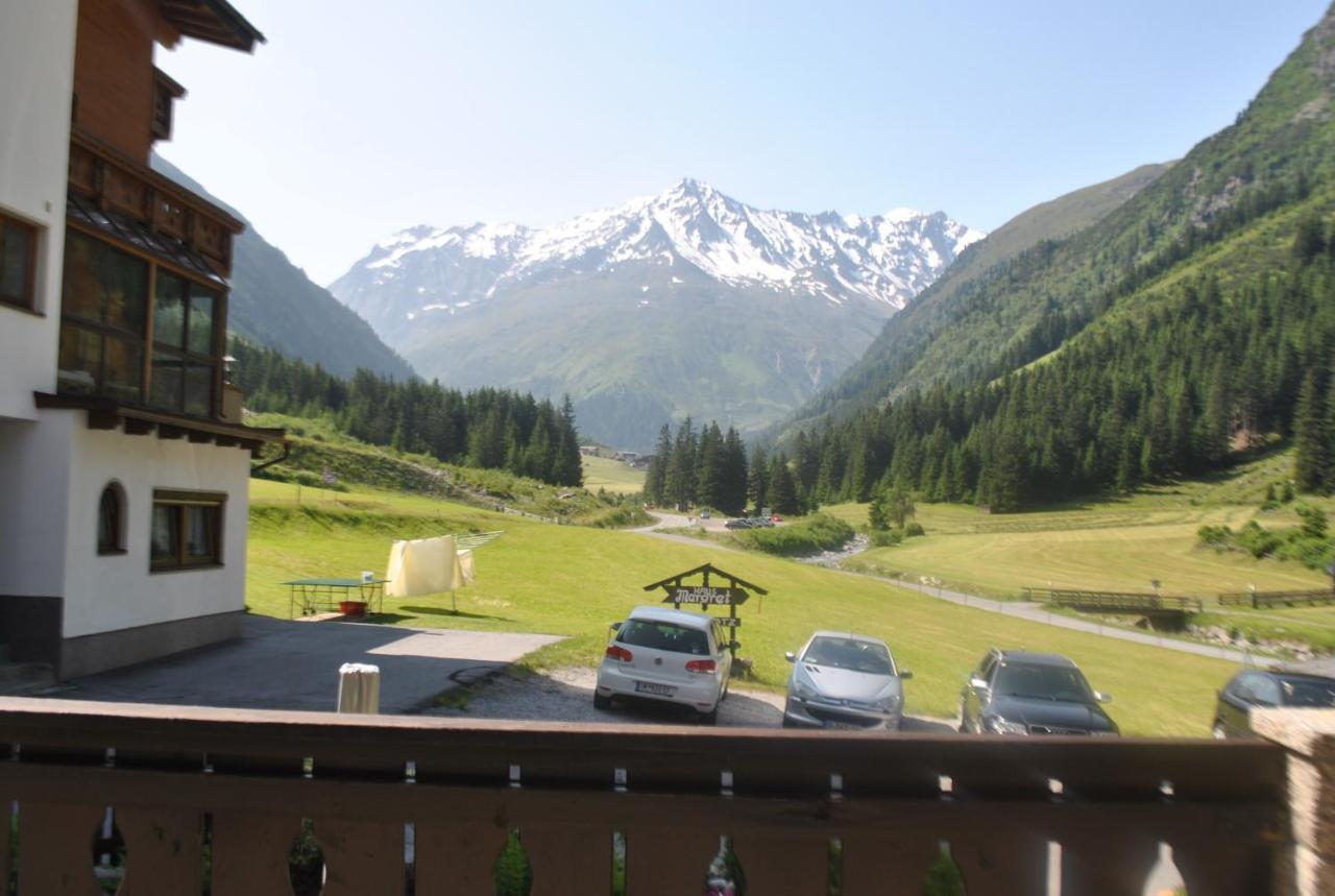 Haus Margret Bed & Breakfast